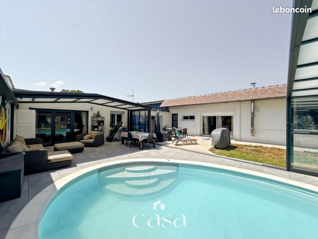 Maison 6 pièces 196 m² · à Morteaux-Couliboeuf · 196 m² · 338 000 €
