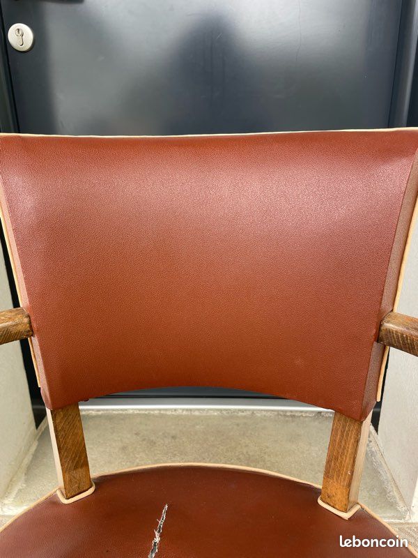 Chaise en bois (image 2)
