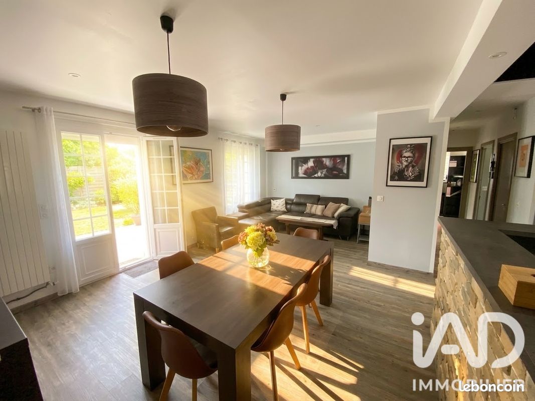 Maison 5 pièces 92 m² · à Belloy-en-France · 92 m² · 335 000 €