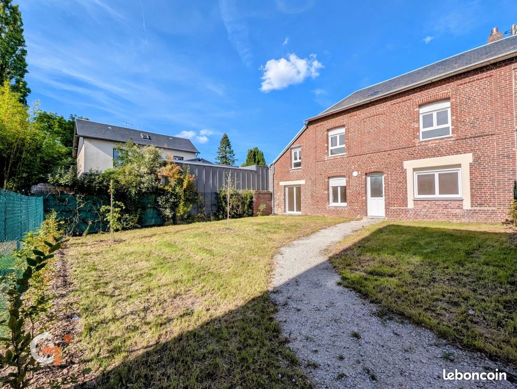 Maison 5 pièces 115 m² · à Bois-Guillaume · 115 m² · 375 000 €
