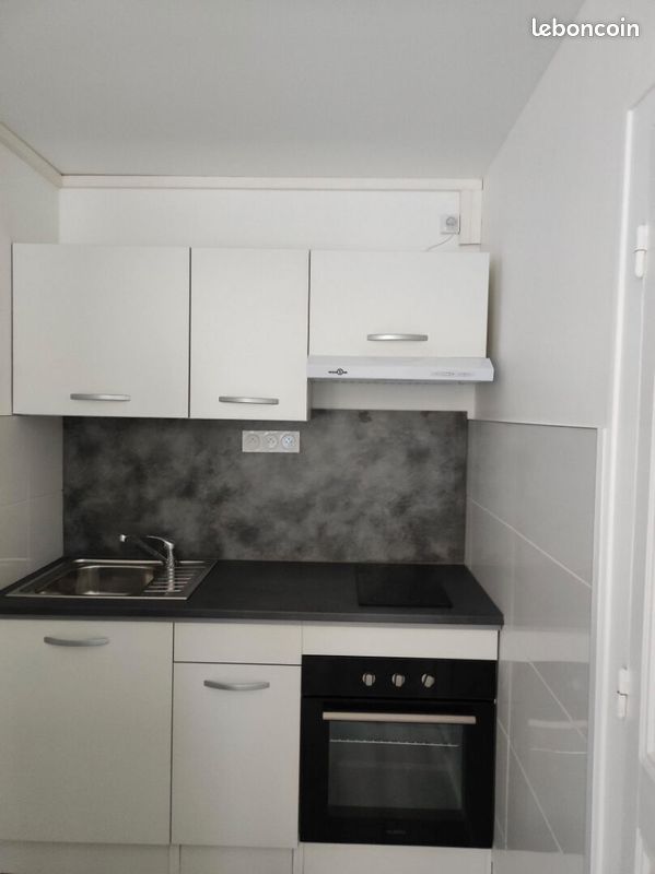 Appartement 1 pièce 19 m² · à Oyonnax · 19 m² · 365 €/mois