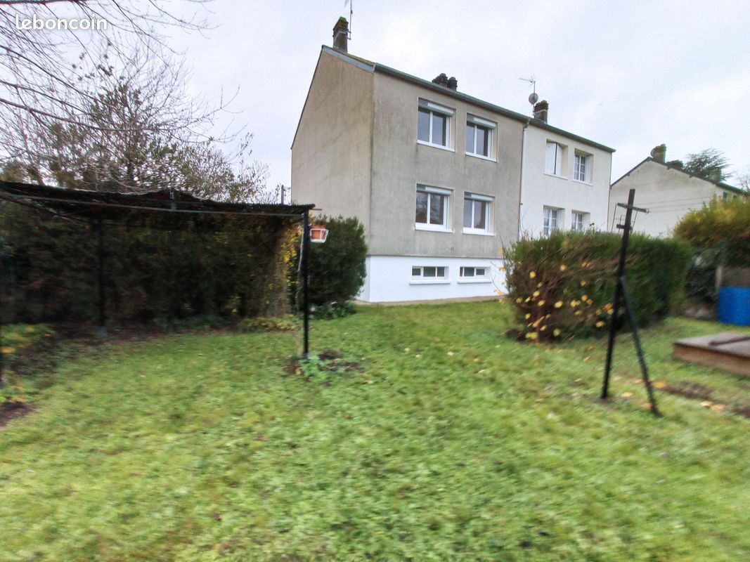 Maison 4 pièces 85 m² · à Issoudun · 85 m² · 625 €/mois