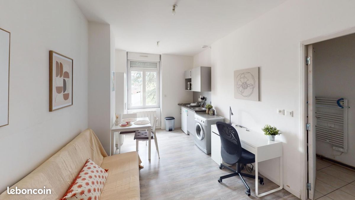 Appartement 1 pièce 17 m² · à Saint-Étienne · 17 m² · 350 €/mois