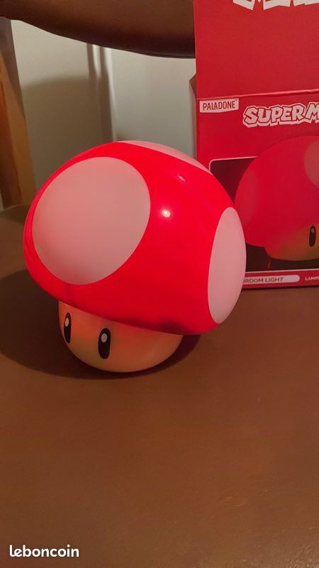 Lampe veilleuse Mario Champignon Super Mario Bros Paladone 12 cm de haut neuve en boite sans fil (image 1)