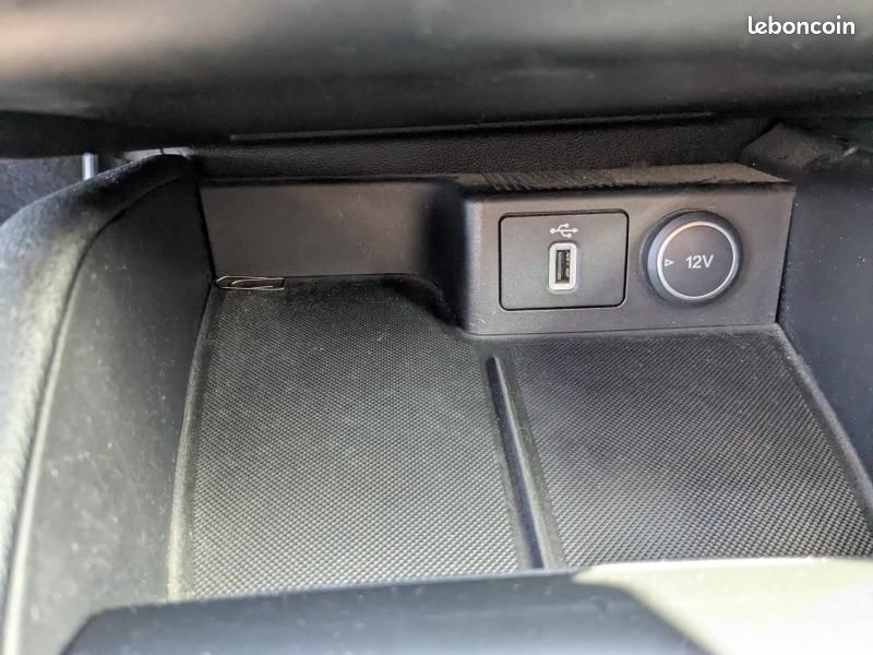 Ford Focus 1.0 EcoBoost 125ch Stop&Start Titanium (image 28)
