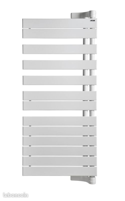 Sèche-serviettes eau chaude Fassane SPA Twist droite 809W (image 1)