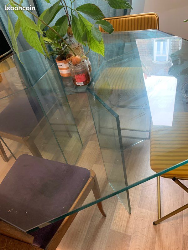 Table en verre (image 2)