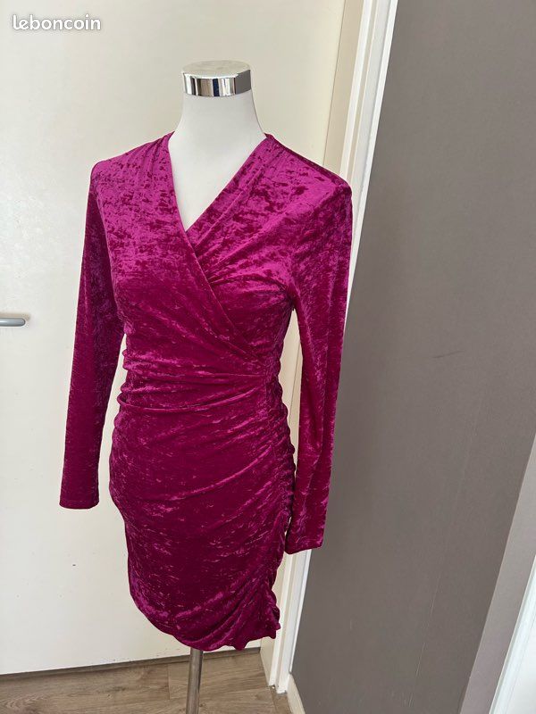 Maje robe rose femme, taille 40 velours Vêtements