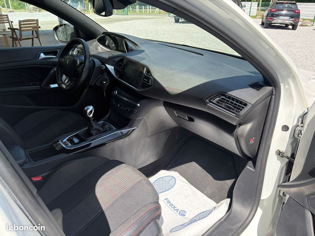 Peugeot 308 GT-Line 1.6 BlueHdi 120 ch S&S BVM6 (image 13)