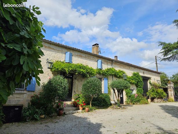 Maison 9 pièces 245 m²