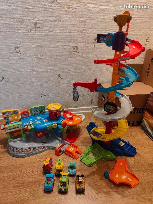 VTech Tut tut bolides méga circuit+ premier garages (image 1)