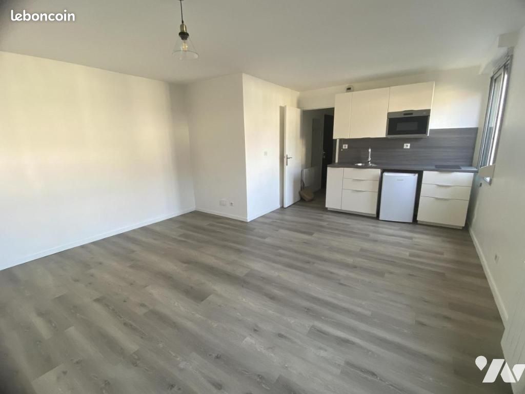 Appartement 1 pièce 28 m² · à Haubourdin · 28 m² · 550 €
