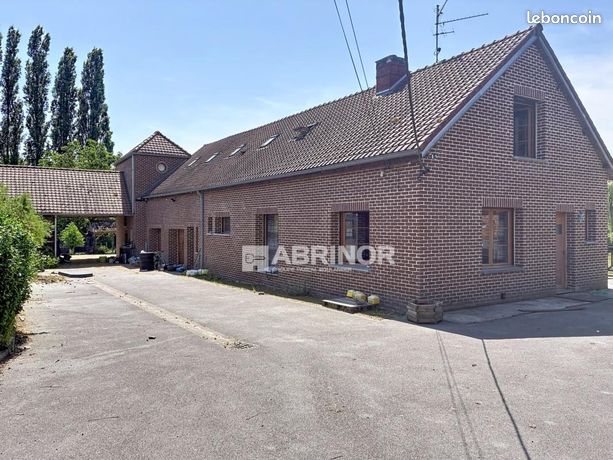 Longère 6 pièces 151 m²