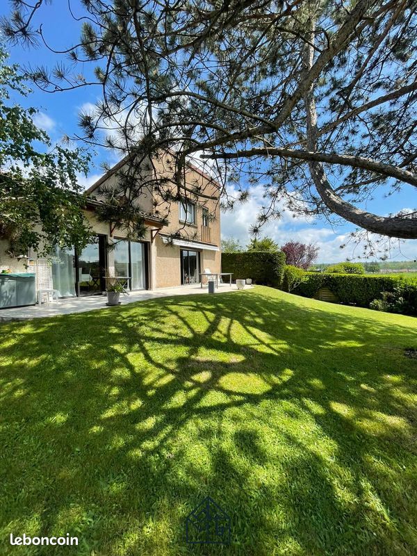 Maison 6 pièces 124 m² · à Parigny · 124 m² · 229 000 €