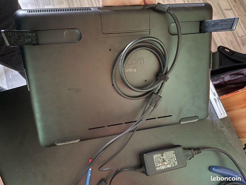 Wacom cintiq 16 (image 3)