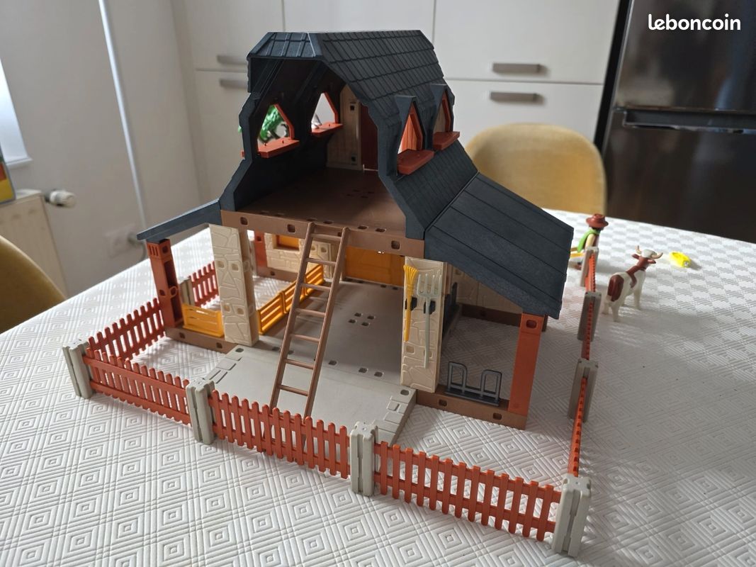 Playmobil Bauernhof 3072 (Gebraucht) in Schönenbuch für CHF 16 - mit
