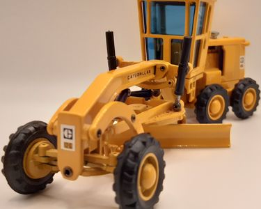 Shop e16 Joal 1:50 Caterpillar Strassenhobel (Gebraucht) in Thun für