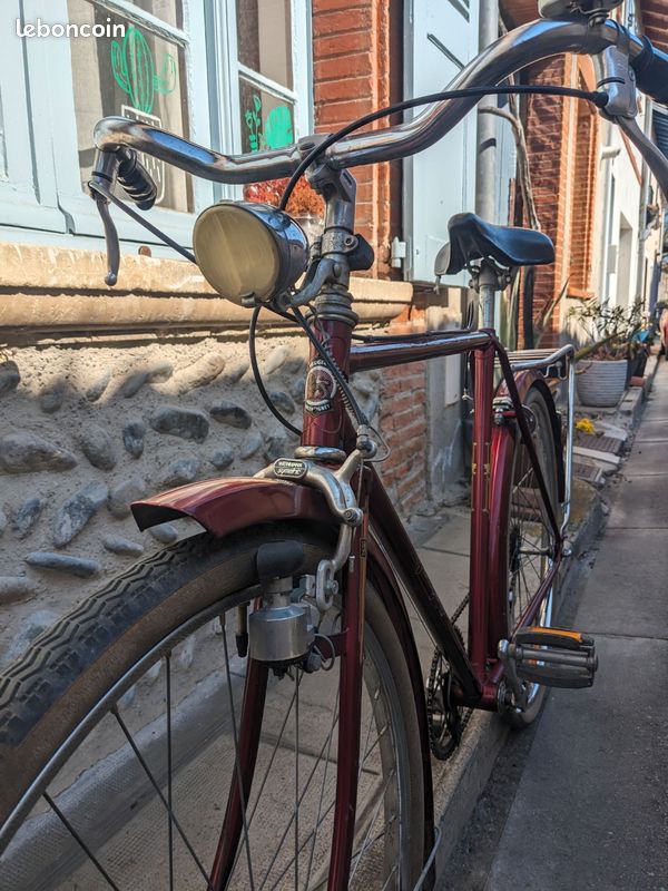 Graisseur Vélo Vintage Peugeot Années 1950 – Idéale Pour Vélo Route Et Randonneuse