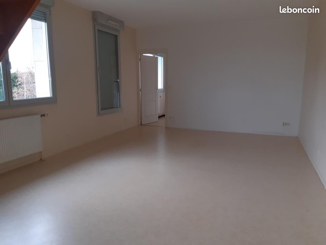 Appartement 3 pièces 70 m² · à Pargny-sur-Saulx · 70 m² · 570 €/mois