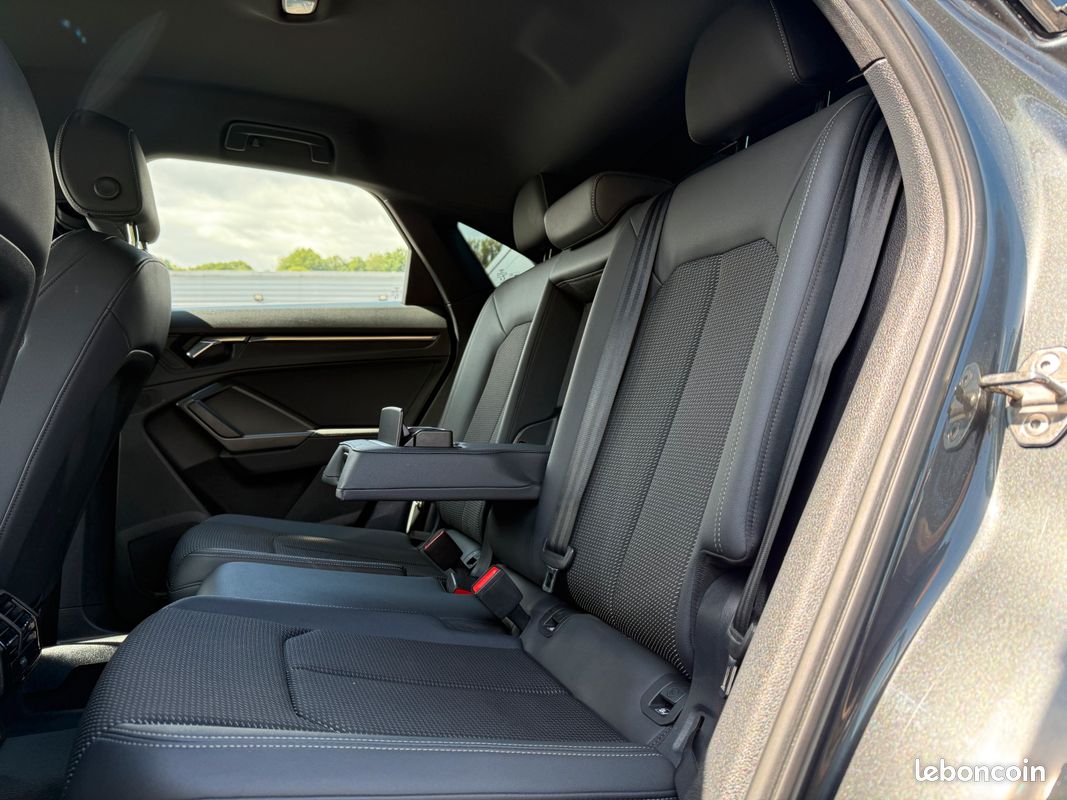 Q3 Sportback 2.0 TDI 150 cv S tronic 7 S line / 1°Main / Caméra / Excellent Etat (image 4)
