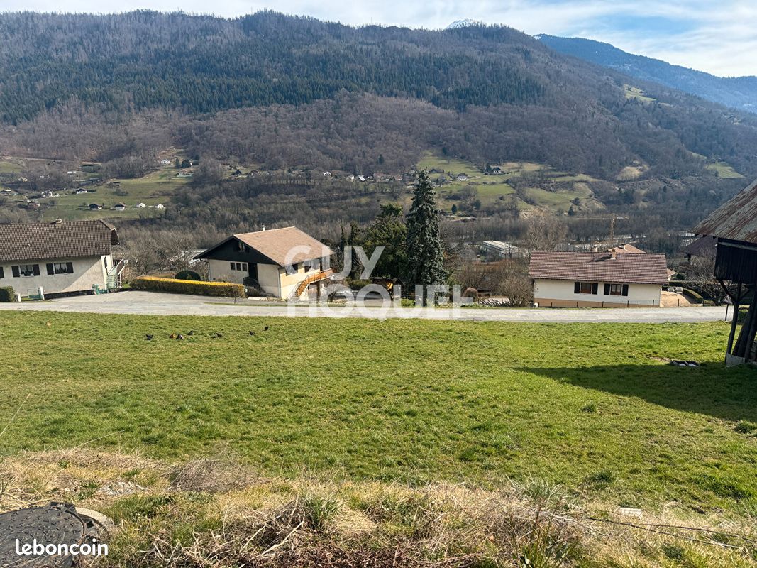 Terrain 708 m² MARTHOD (image 4)