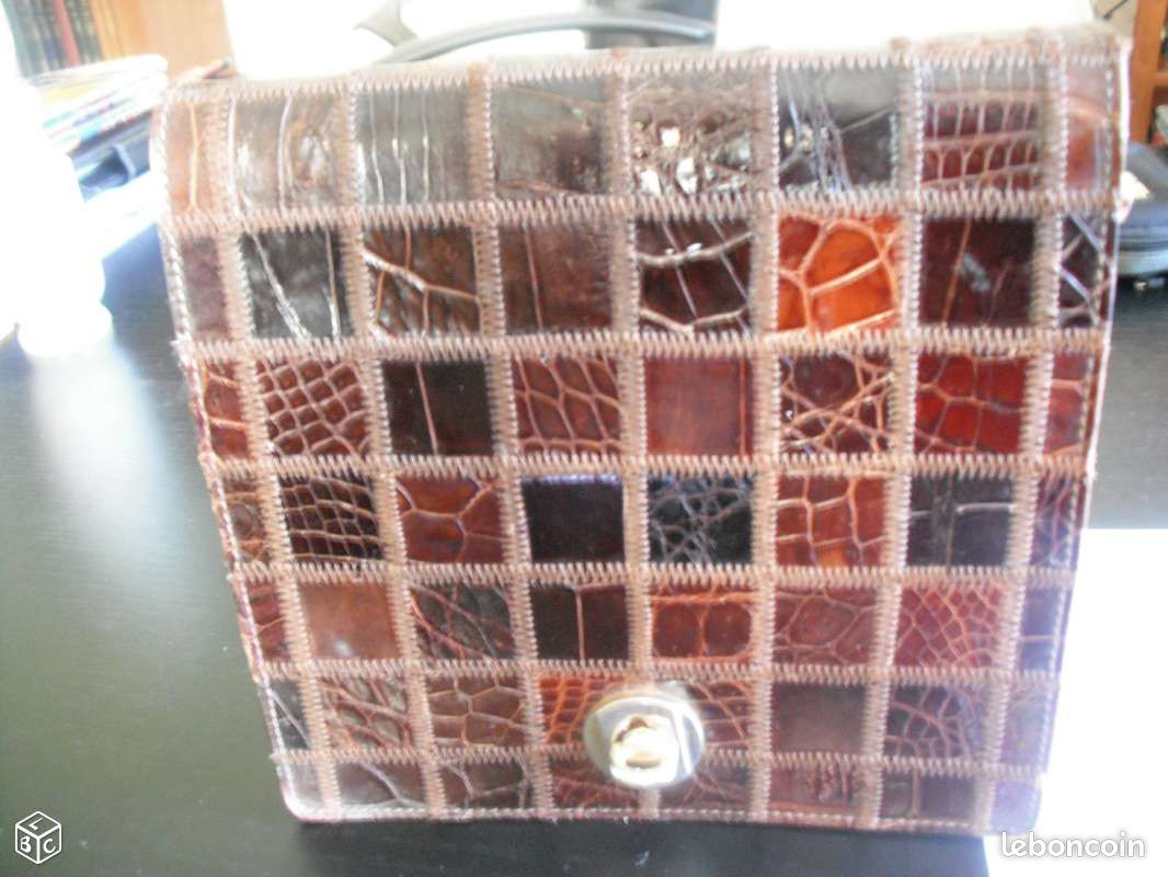 Joli petit sac en croco vintage (image 3)