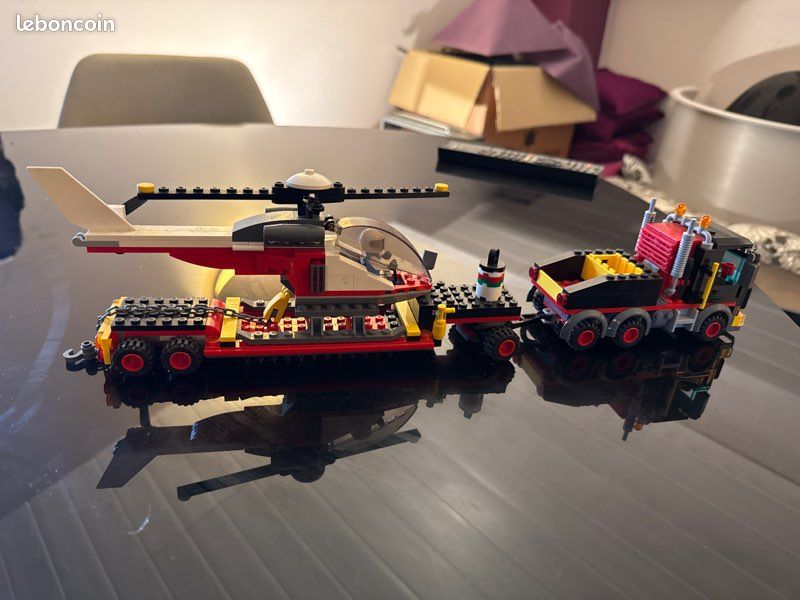 Camion avec hélicoptère legos (image 2)