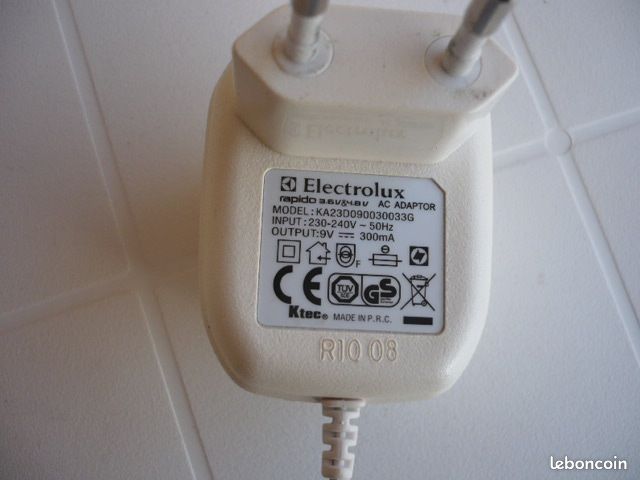 Aspirateur de Table Electrolux Rapido 3.6 V pour pièces (image 7)