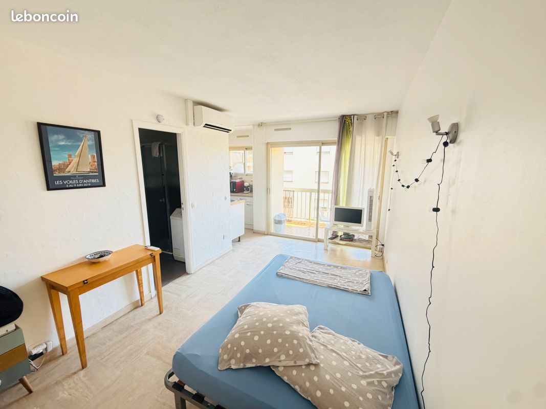 Appartement 1 pièce 23 m² · à Antibes · 23 m² · 650 €