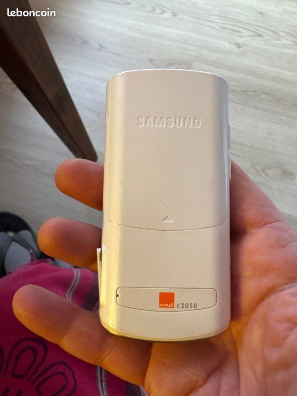 Téléphone SAMSUNG C3050 (image 3)
