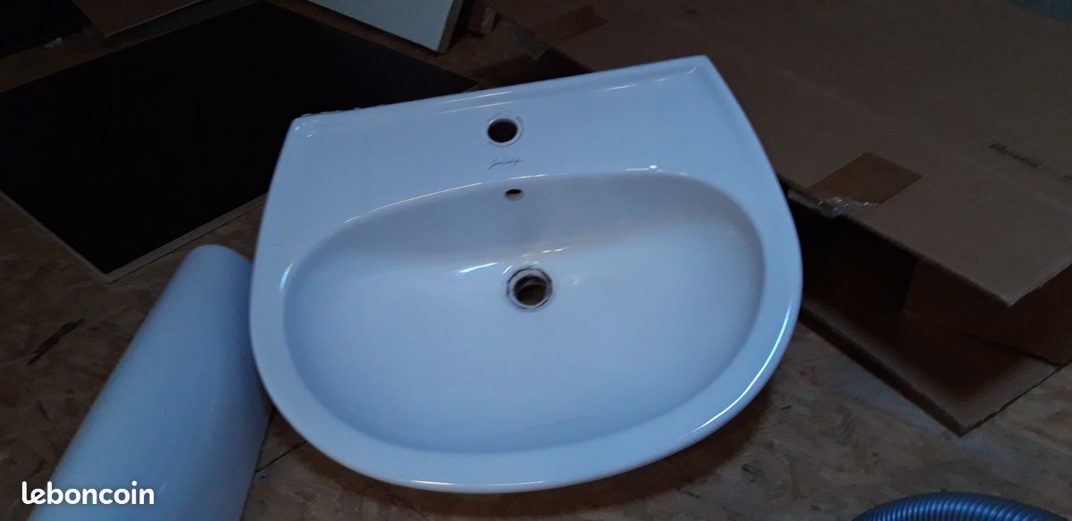 Lavabo et colonne (image 1)