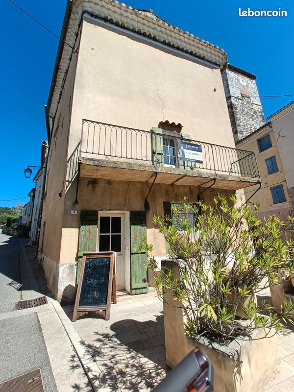 Immeuble 5 pièces 150 m² · à Quinson · 150 m² · 77 500 €