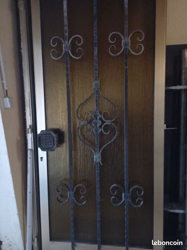 Porte en alu (image 1)