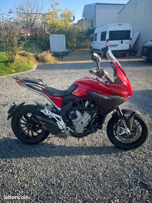 MV agusta turismo véloce (image 3)
