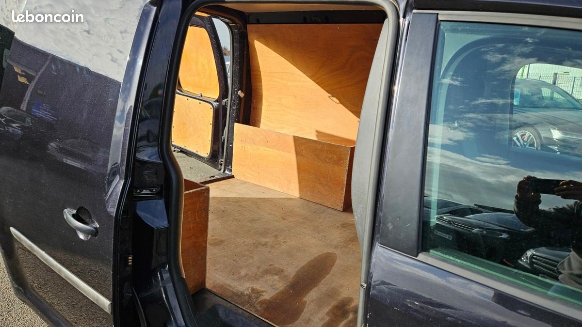 Volkswagen Caddy Van 2.0 TDI 122 4MOTION BVM6 (image 5)