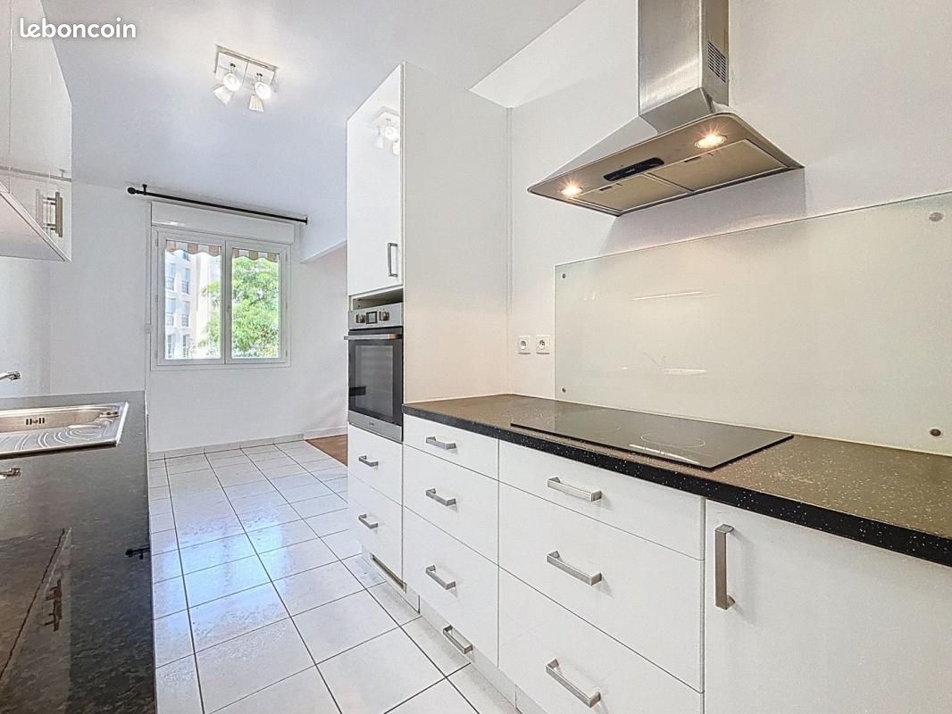 Appartement a louer bourg-la-reine - 3 pièce(s) - 76 m2 - Surfyn