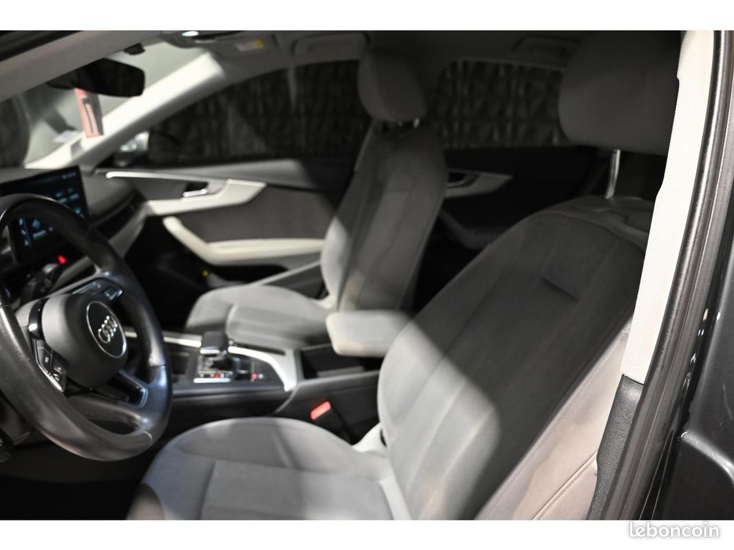 AUDI A4 2.0 35 TFSI - 150 - BV S-tronic 2016 BERLINE Business line PHASE 3 (image 18)