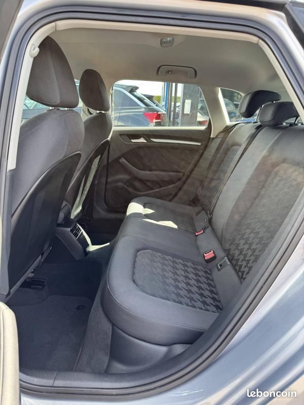 Audi A3 sportback 1.6 TDI 110 GPS TEL CLIM REGULATEUR (image 4)