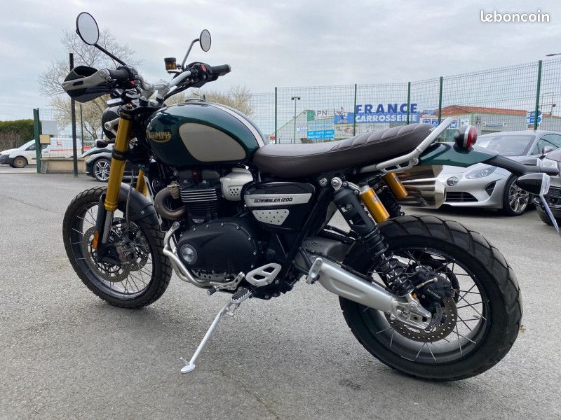 Triumph SCRAMBLER SCRAMBLER 1200 STEVE MCQUEEN EDITION (image 6)