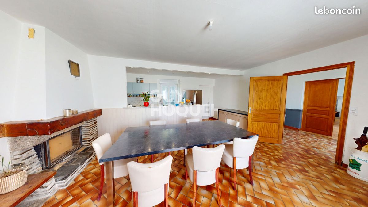 Propriété 8 pièces 209 m² (image 3)