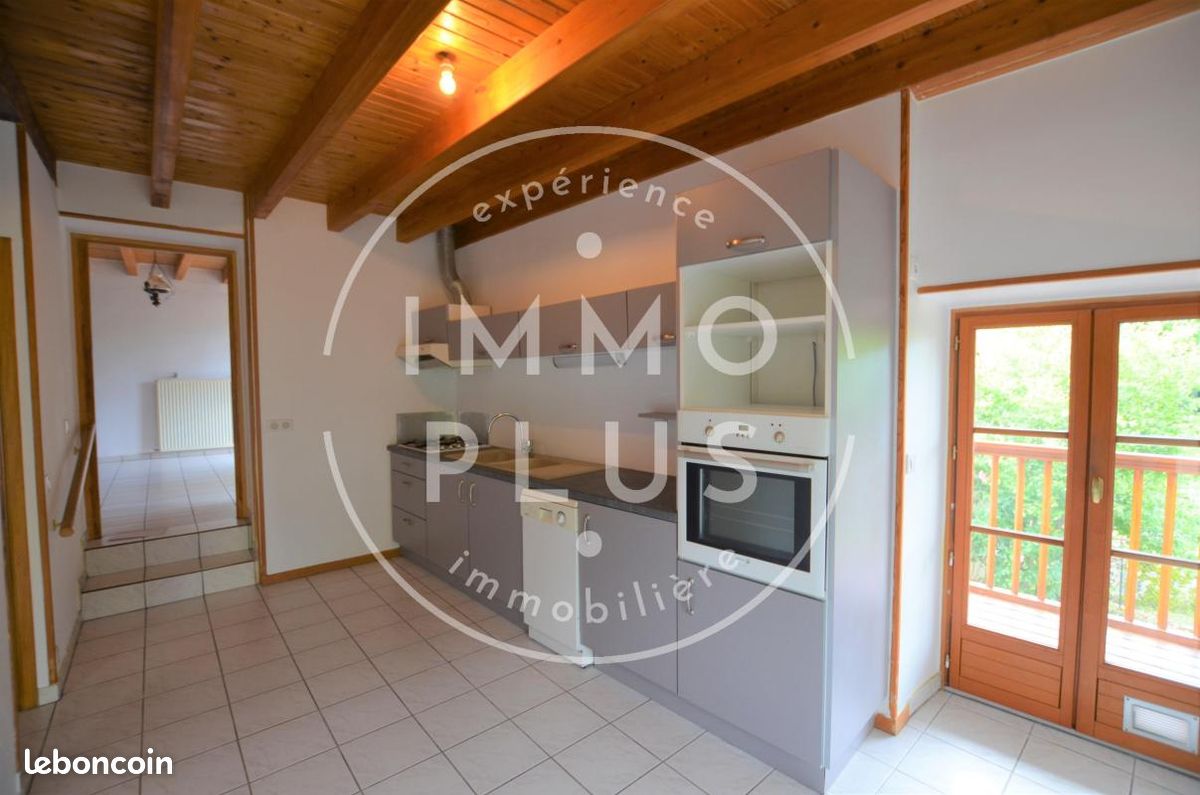 Appartement 2 pièces 64 m² · à Gruffy · 64 m² · 900 €/mois