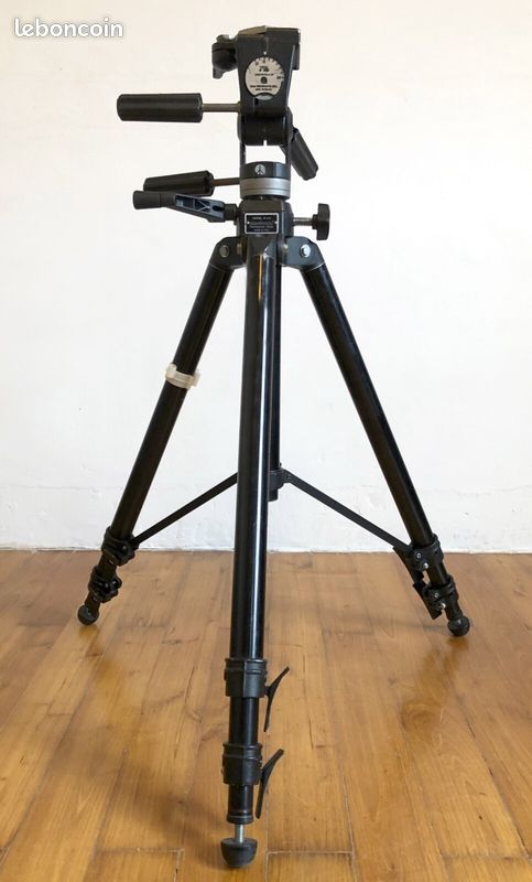 Trépied Manfrotto 074B Avec Rotule #29 - Occasion - Série 9860