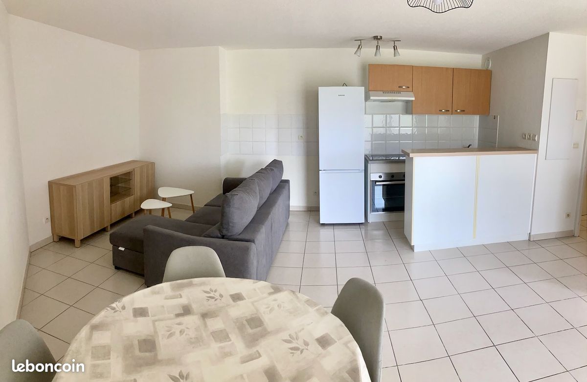 Appartement 2 pièces 44 m² · à Castelnau-d'Estrétefonds · 44 m² · 596 €