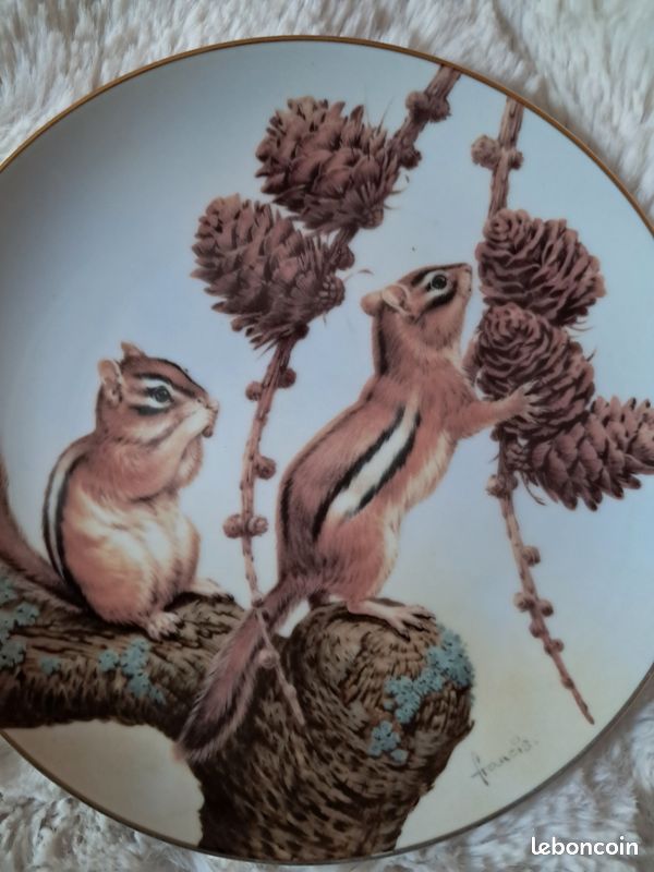 Lot De 4 Assiettes Anciennes En Porcelaine – The Forest Year – Scènes Animales Avant 1800