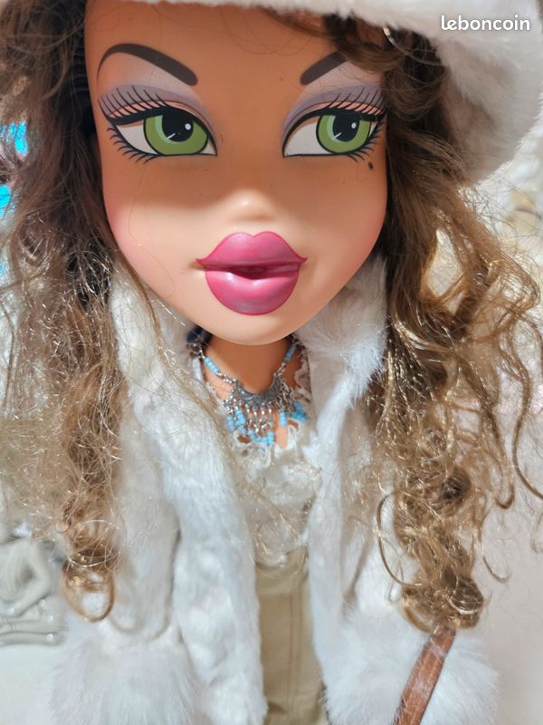 Grande poupee bratz (image 2)