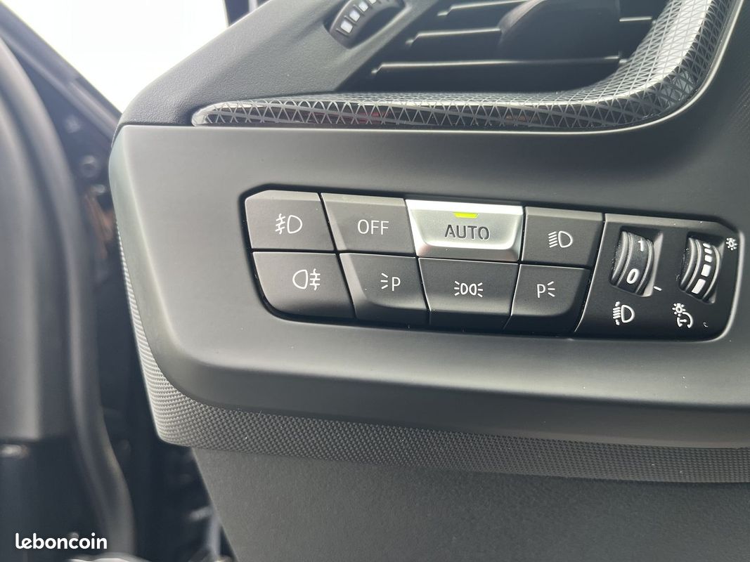 Bmw SERIE 1 116DA 116 CH EDITION SPORT GPS CAMERA (image 19)