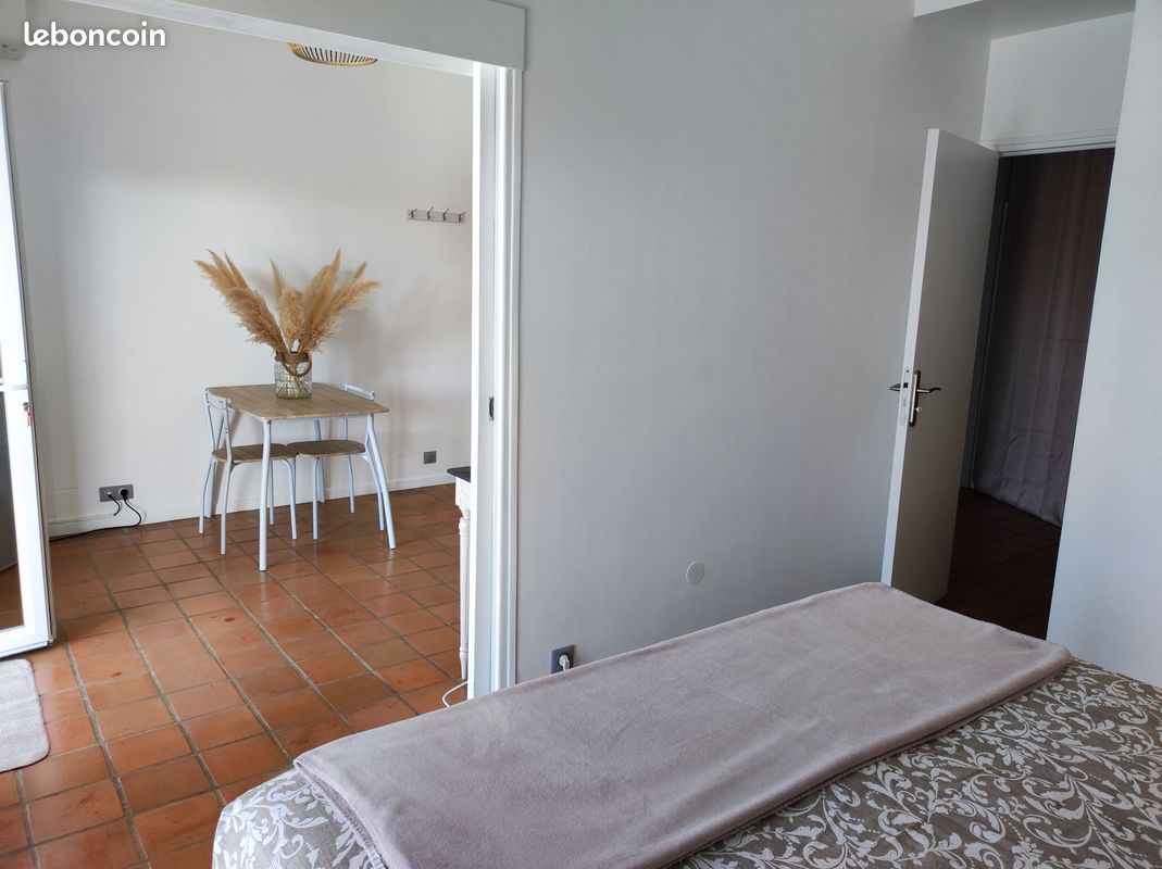 Charmante suite parentale, idéale détente, avec piscine (image 7)