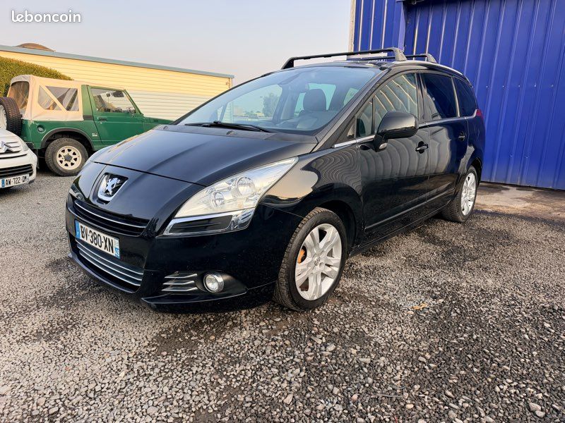 Peugeot 5008 1.6 HDI 112 CH (image 2)