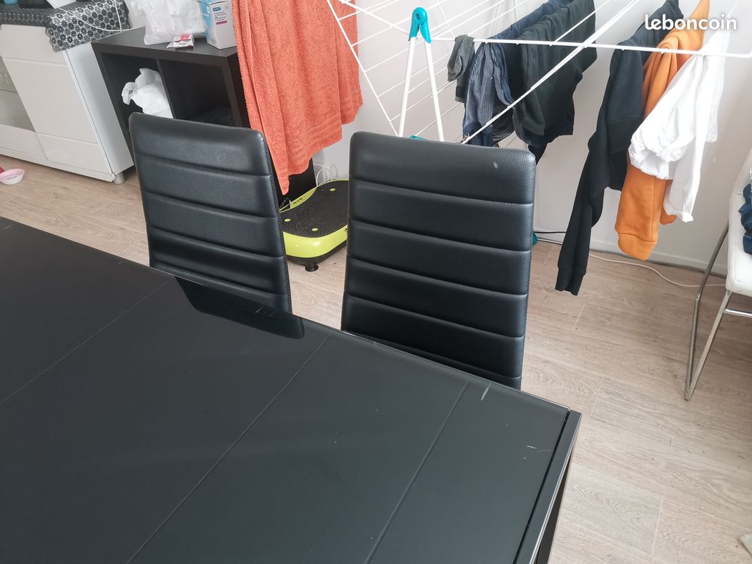 Table+6 chaise (image 2)