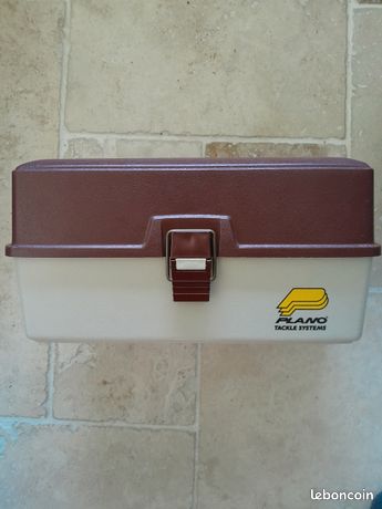 ANCIENNE BOITE D'ALLUMETTES en tôle - Carreaux bleu EUR 25,00 - PicClick FR